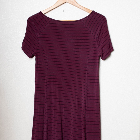 Maroon striped t-shirt dress - Picture 2 of 2